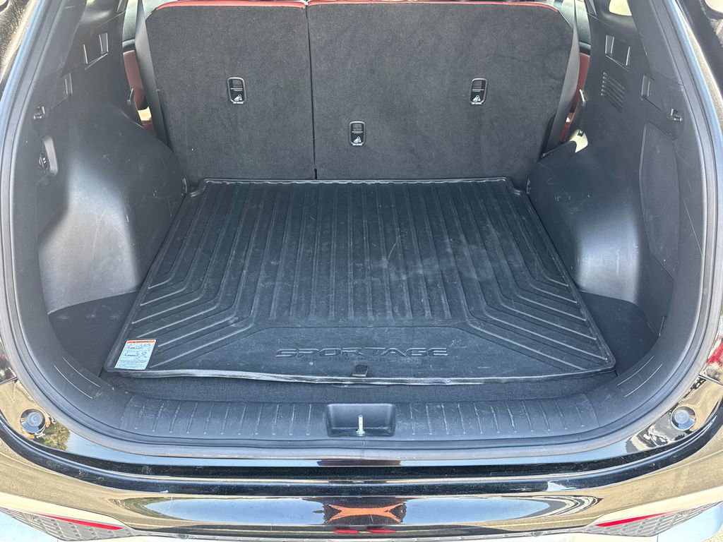 Used 2023 Kia Sportage SX image 18