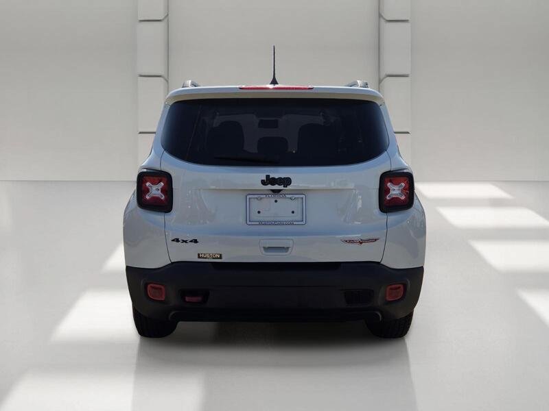 Certified 2023 Jeep Renegade Trailhawk AWD/4WD image 4