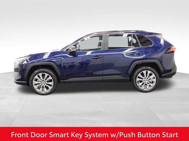 Used 2023 Toyota RAV4 XLE Premium image 6