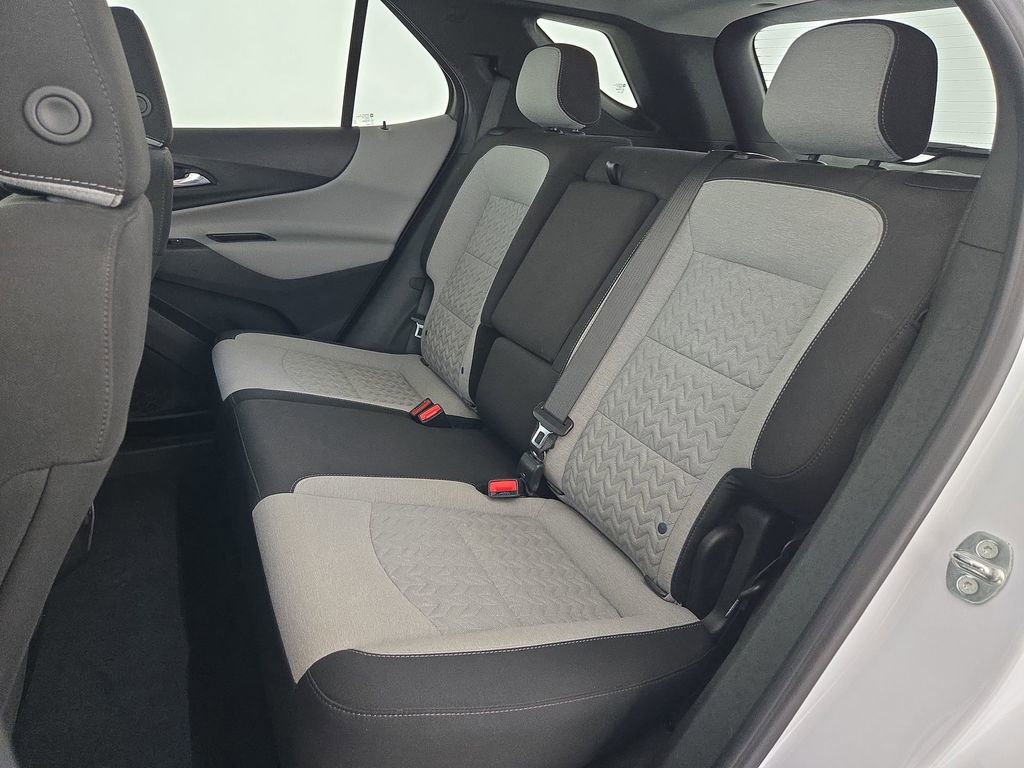 Used 2022 Chevrolet Equinox LT image 30