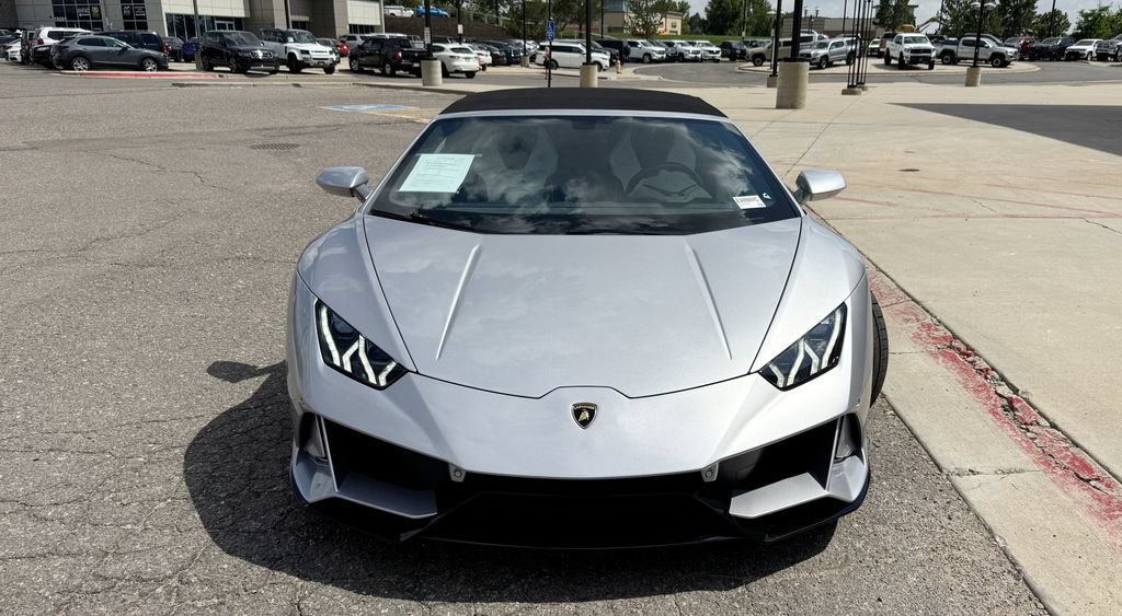 Used 2018 Lamborghini Huracan LP 580-2 RWD image 3
