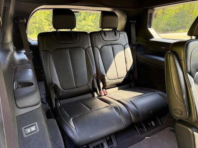 Used 2023 Jeep Grand Cherokee L Overland w/ Luxury Tech Group IV image 24