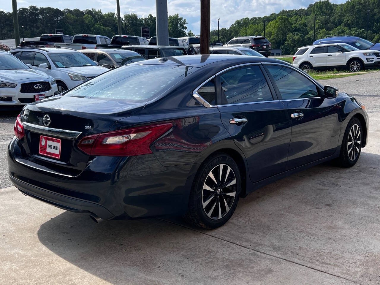 Used 2018 Nissan Altima 2.5 SL FWD image 6