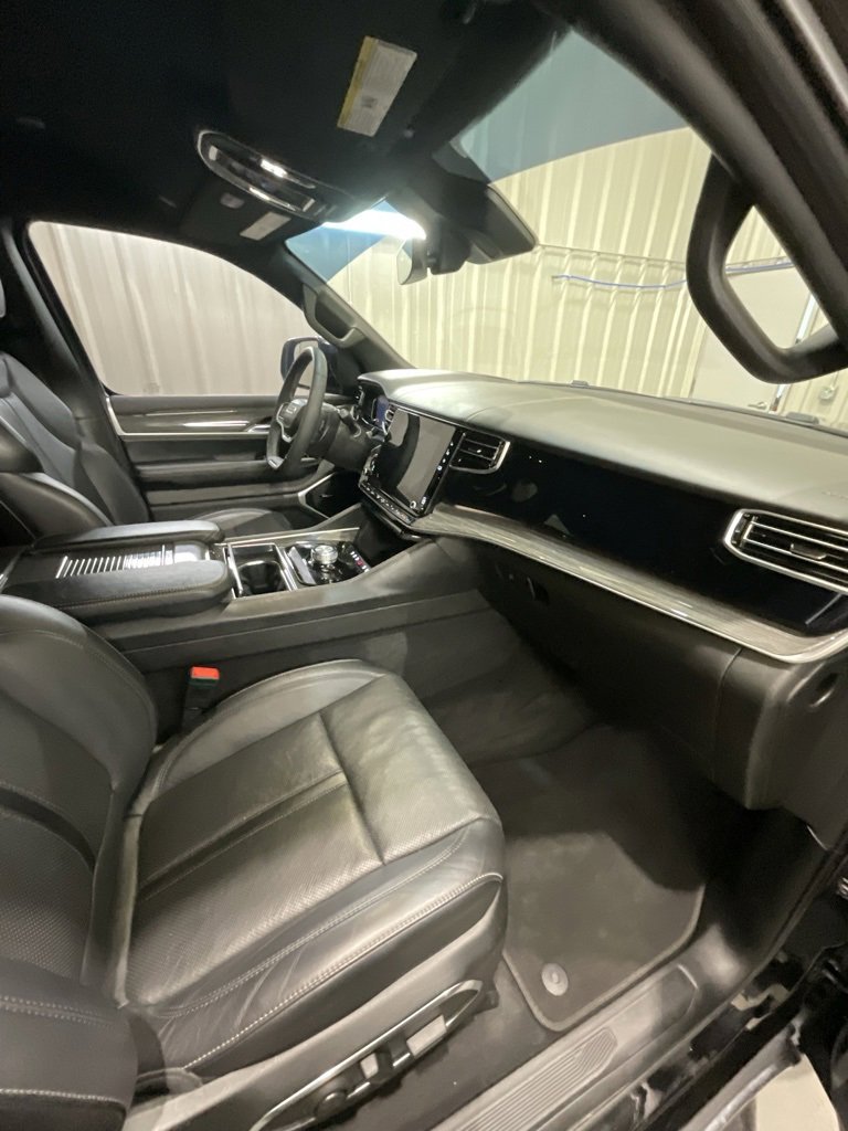 Used 2022 Jeep Wagoneer Series III image 16