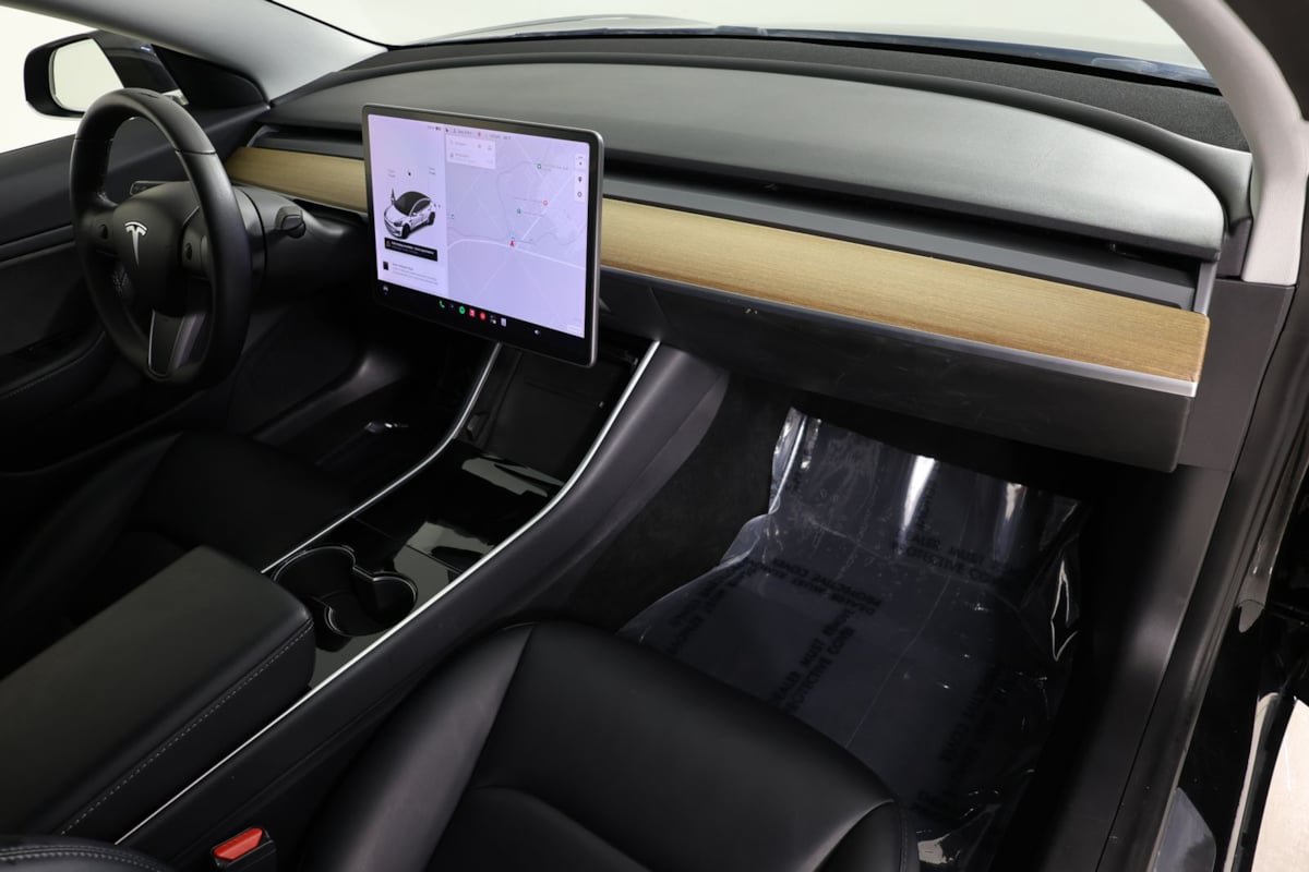 Used 2020 Tesla Model 3 Performance AWD/4WD image 29