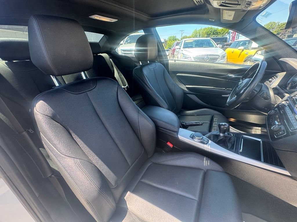 Used 2018 BMW M240i Coupe RWD image 25