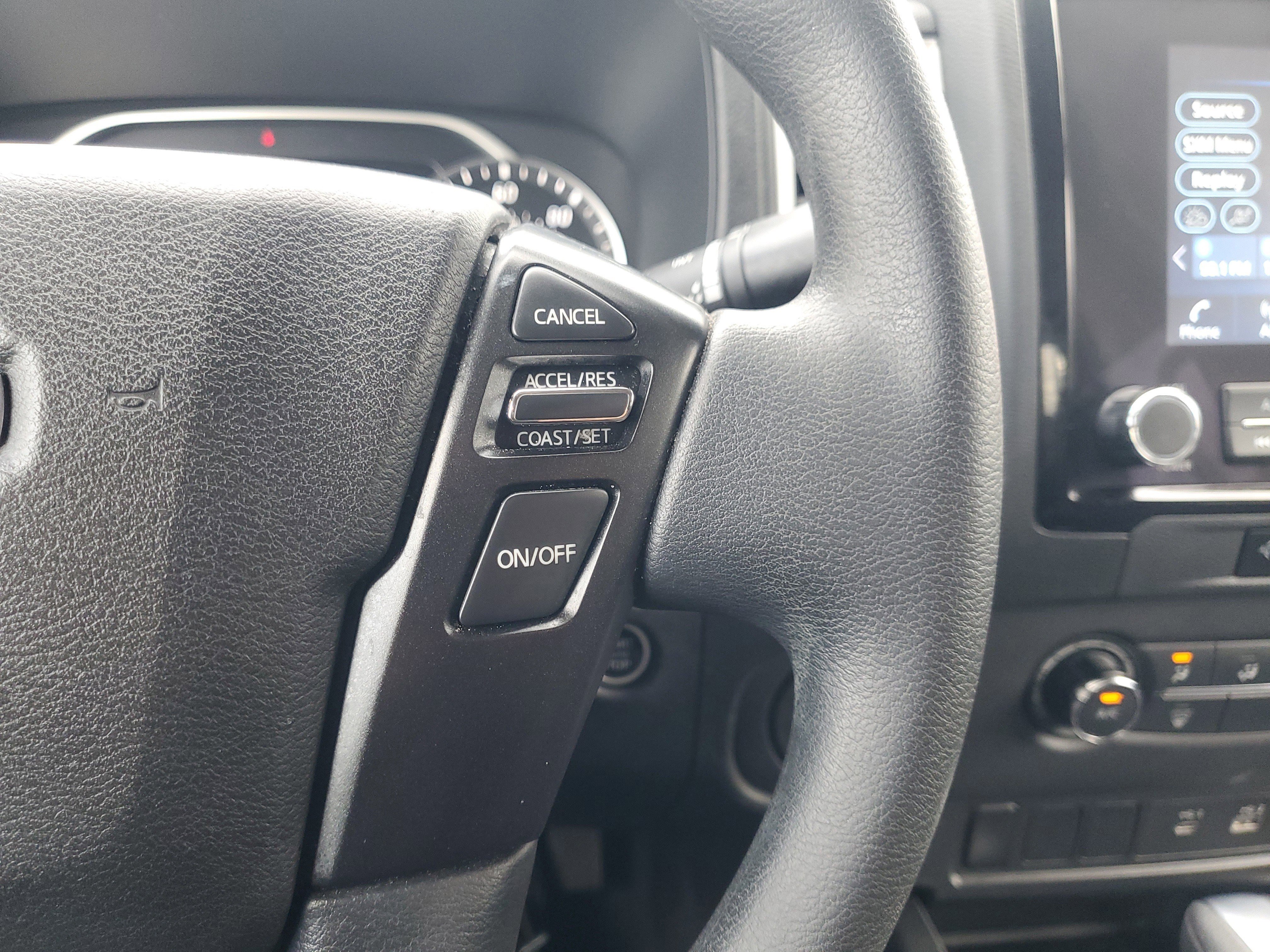 Used 2024 Nissan Frontier SV image 21