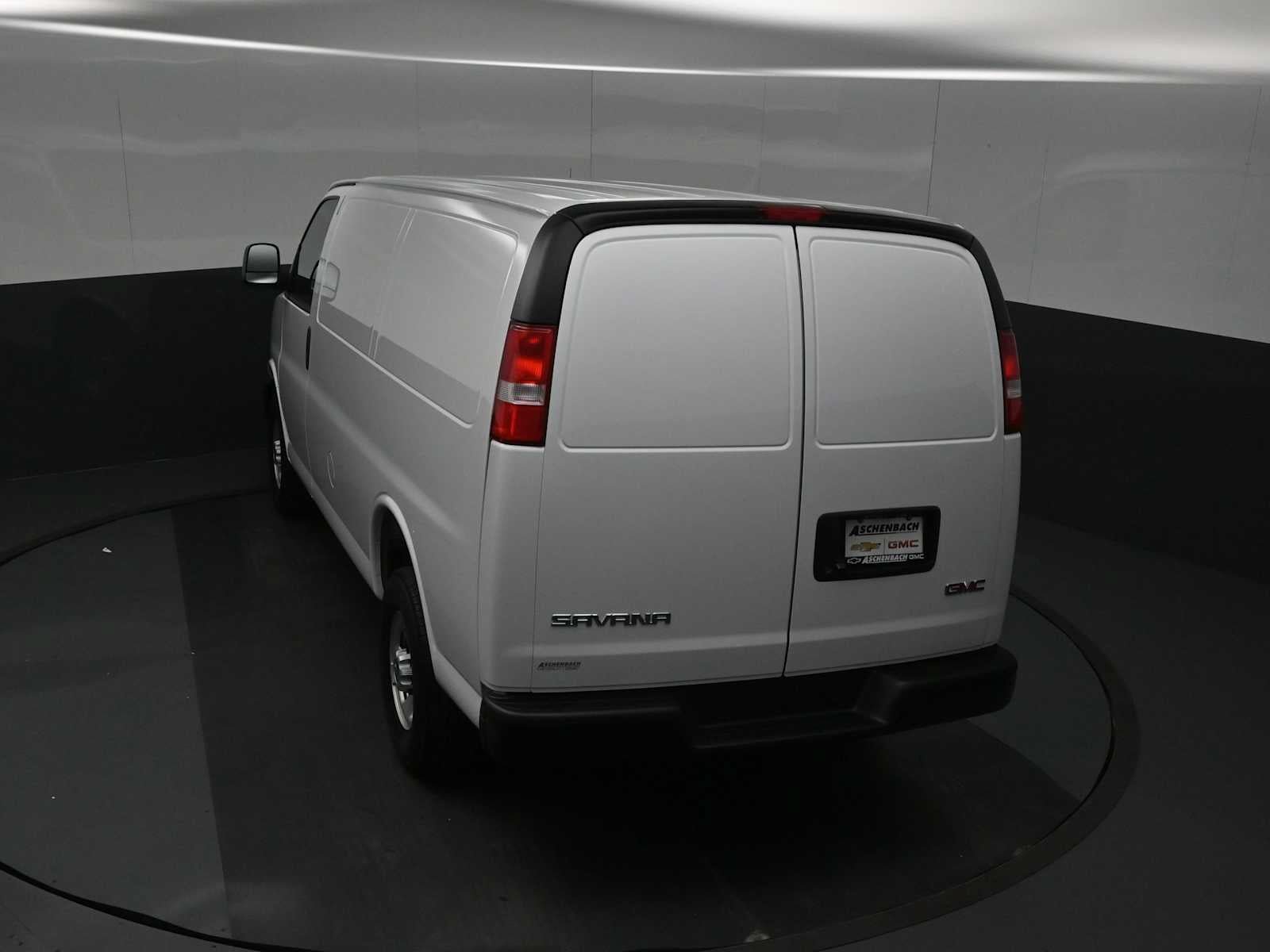 New 2026 GMC Savana 3500 w/ Driver Convenience Package RWD image 15