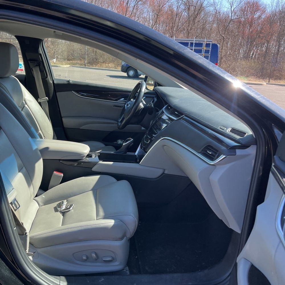 Used 2017 Cadillac XTS Luxury image 6