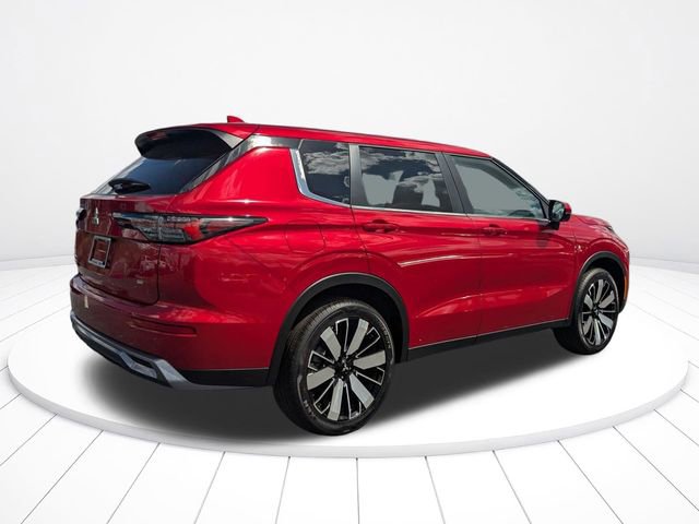 New 2026 Mitsubishi Outlander SE FWD image 3