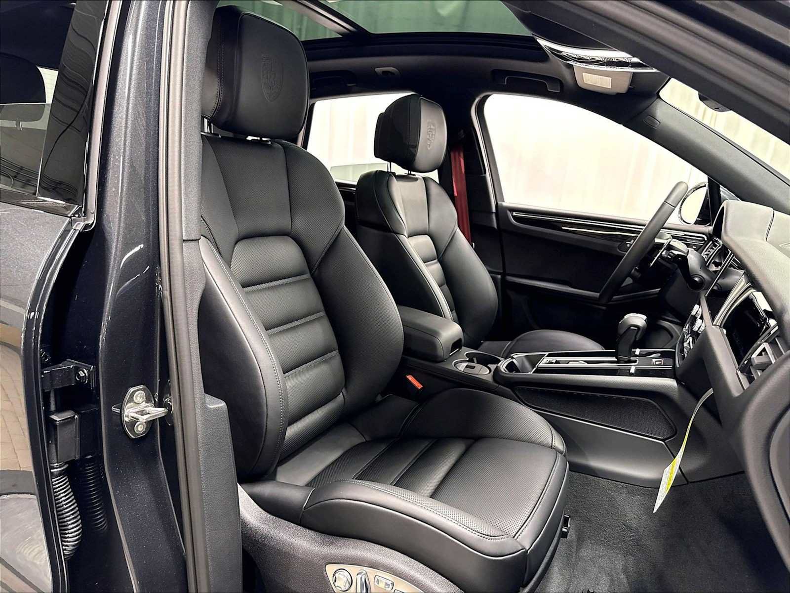 New 2026 Porsche Macan S AWD/4WD image 29