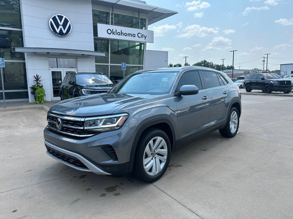 Used 2023 Volkswagen Atlas Cross Sport SE AWD/4WD image 1