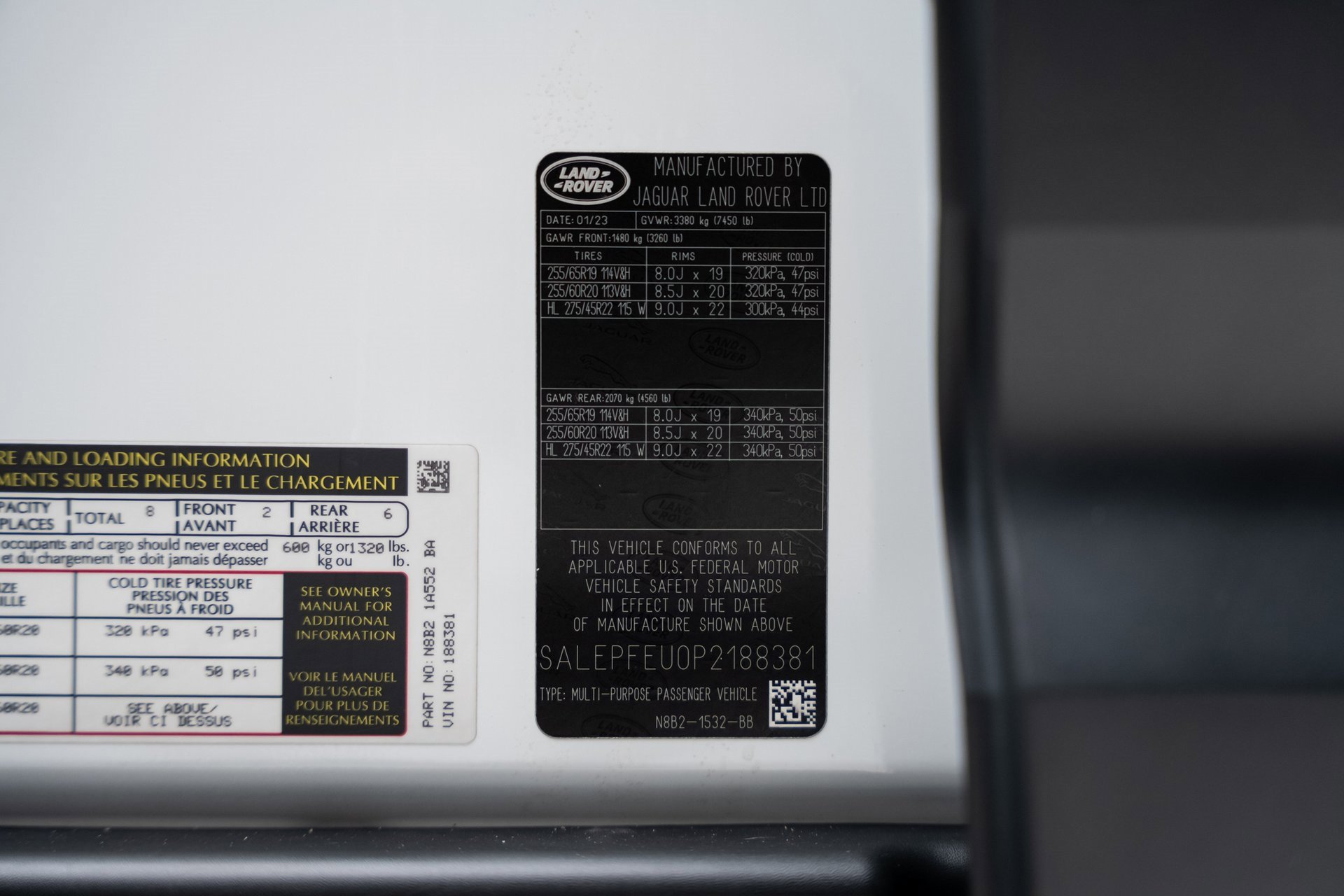 Used 2023 Land Rover Defender 130 SE image 59