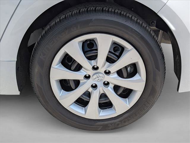 Used 2025 Toyota Corolla LE image 23