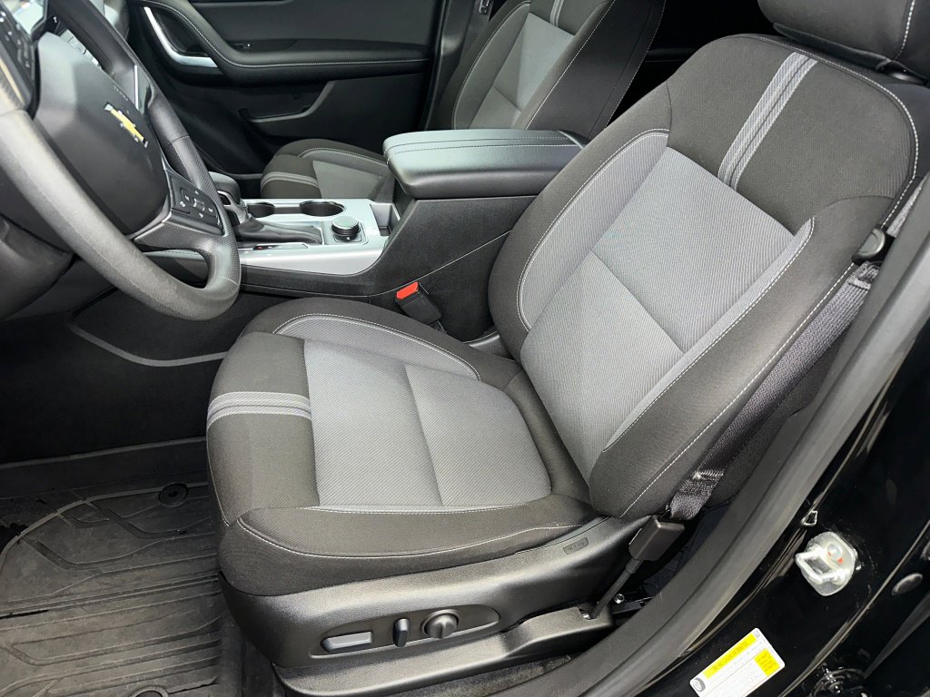 Certified 2024 Chevrolet Blazer LT w/ Convenience Package image 2