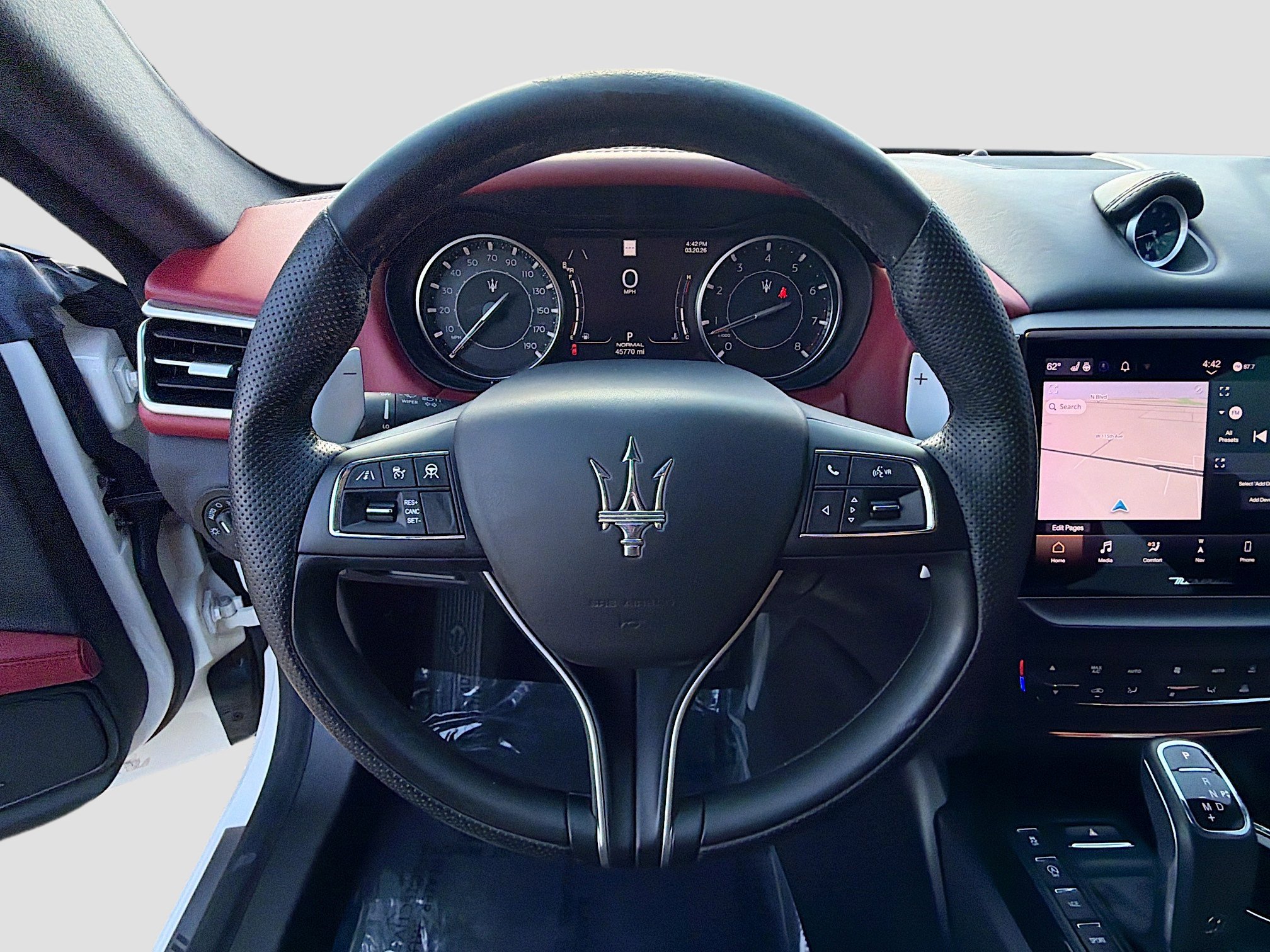 Used 2023 Maserati Ghibli Modena image 39