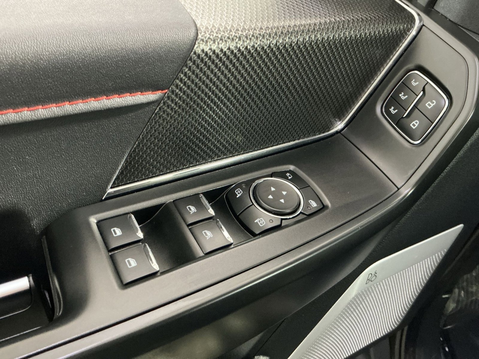 Used 2025 Ford F150 Raptor image 23