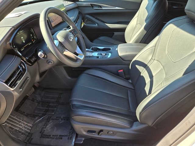 Certified 2025 INFINITI QX60 Luxe w/ Black Edition AWD/4WD image 11