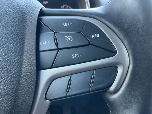 Used 2021 Jeep Grand Cherokee Limited w/ Luxury Group II AWD/4WD image 19