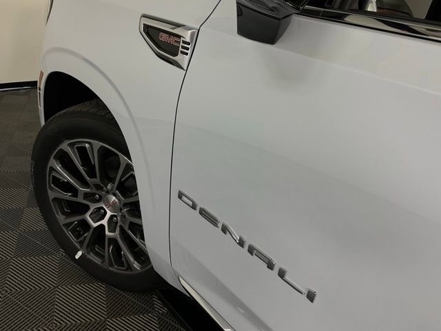 New 2026 GMC Yukon Denali w/ Denali Reserve Package image 48