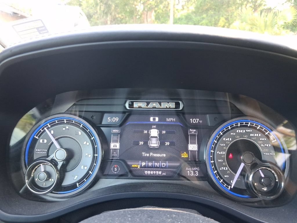 Used 2019 RAM 1500 Limited RWD image 32