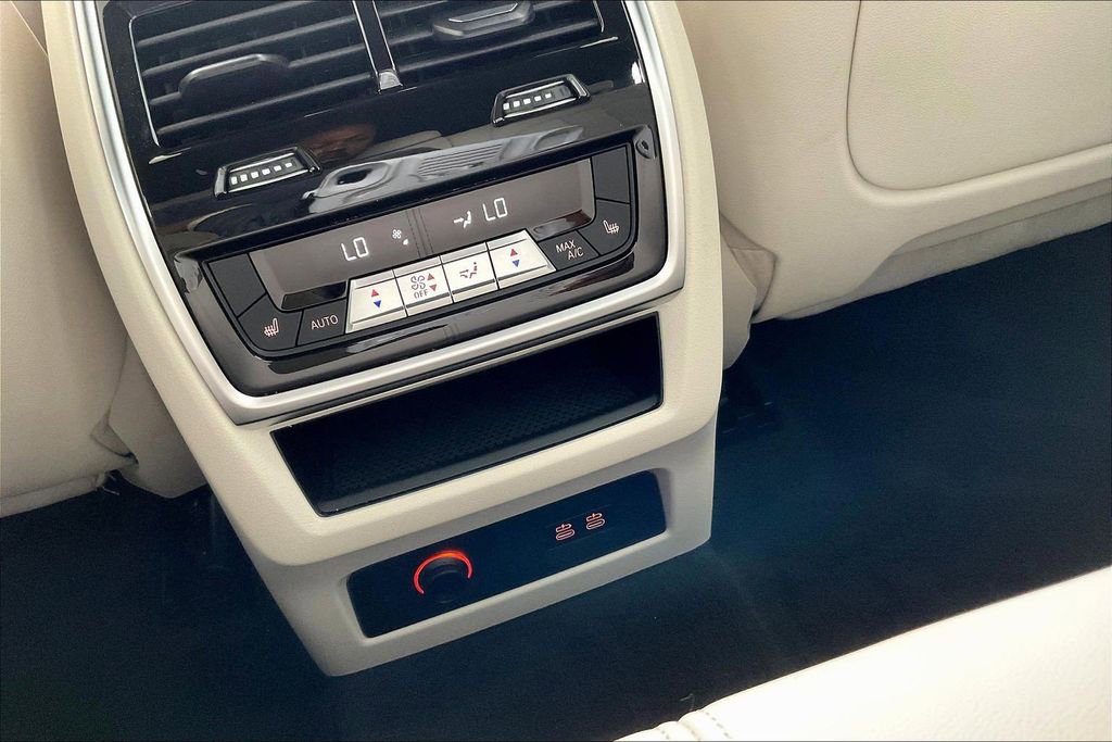 Used 2025 BMW X5 M60i image 10