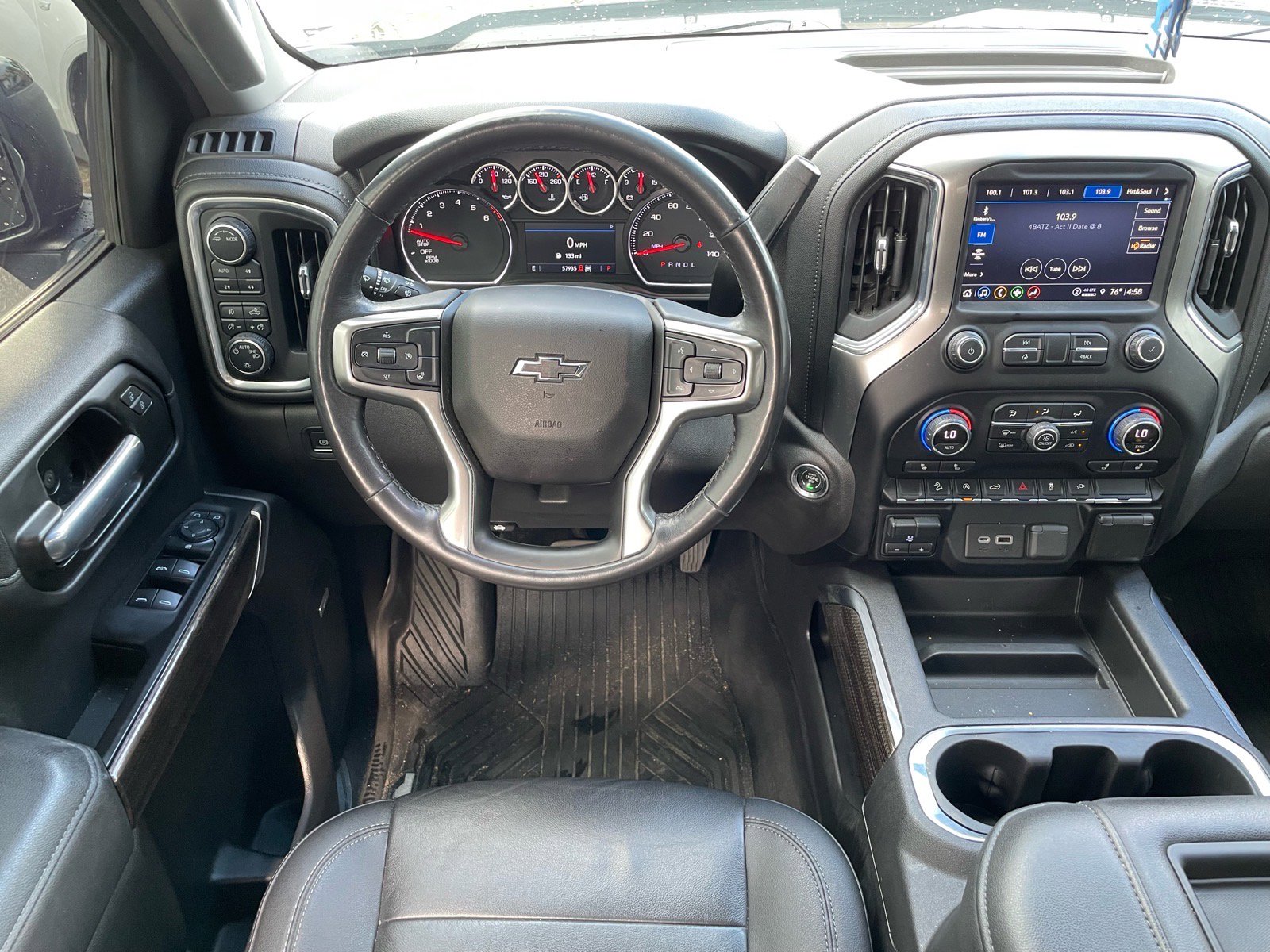 Used 2021 Chevrolet Silverado 1500 LT Trail Boss w/ Convenience Package II image 10