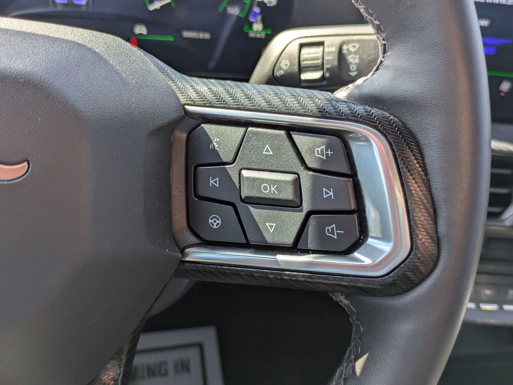 Used 2024 Ford Mustang EcoBoost image 15