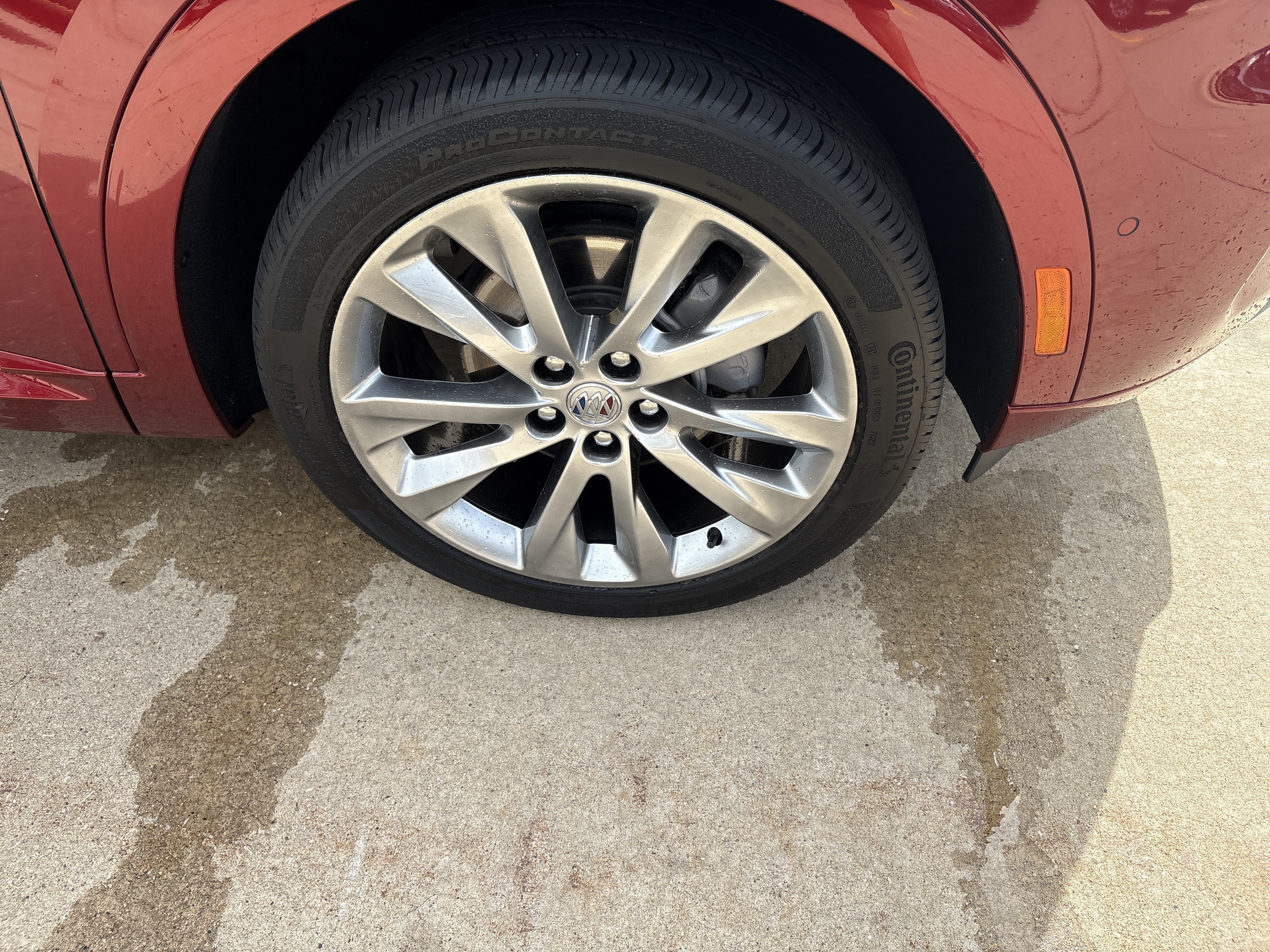 Used 2023 Buick Envision Avenir AWD/4WD image 14