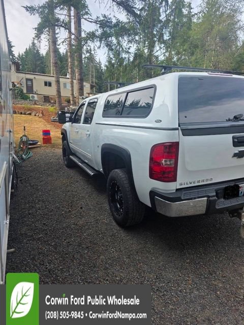 Used 2010 Chevrolet Silverado 2500 LTZ AWD/4WD image 6
