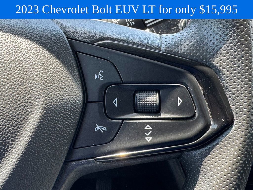 Used 2023 Chevrolet Bolt EUV LT FWD image 19