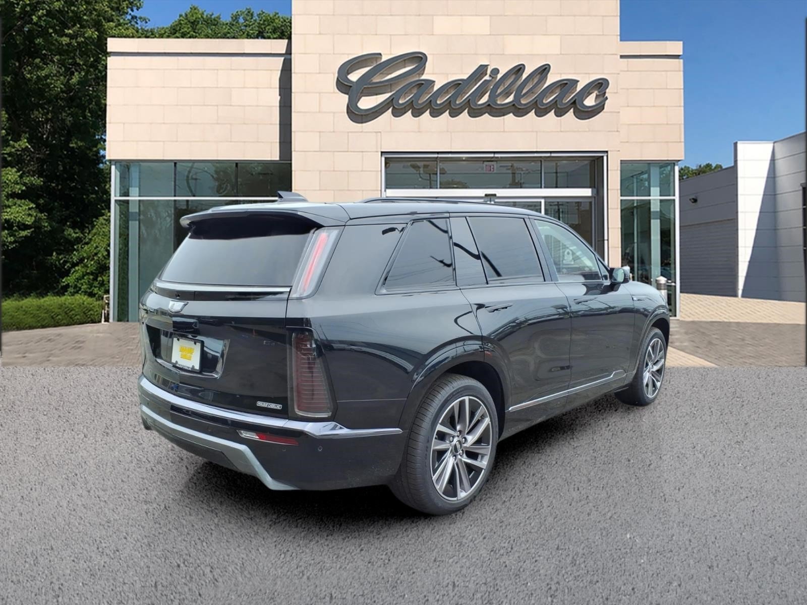 New 2027 Cadillac Vistiq Sport w/ LPO, Floor Liner Package AWD/4WD image 5