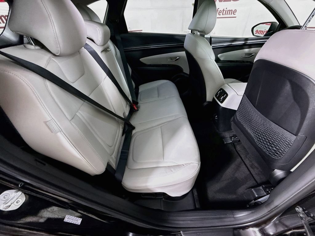 Certified 2024 Hyundai Tucson Limited AWD/4WD image 32
