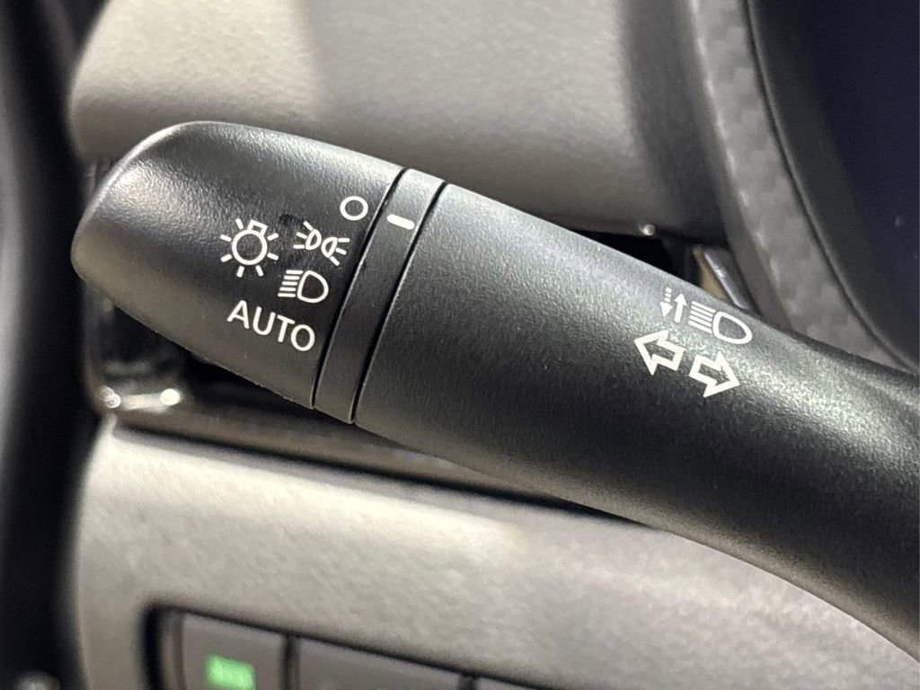 Used 2025 Nissan Sentra SV image 24