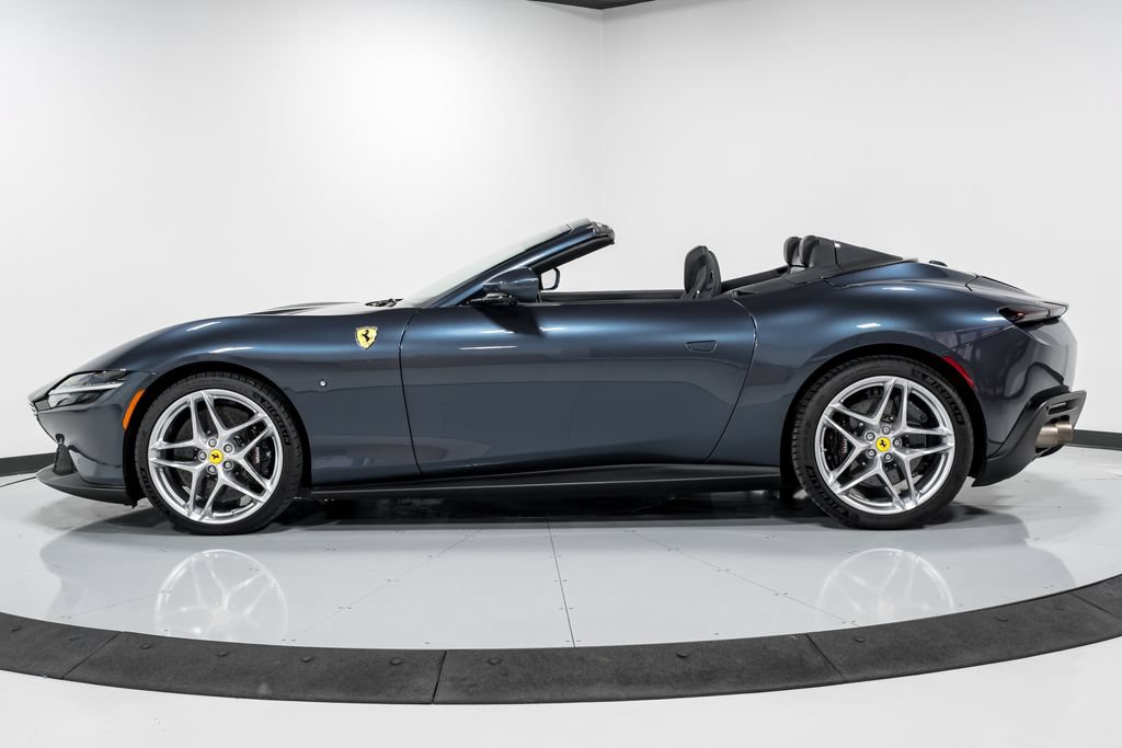 Used 2024 Ferrari Roma Spider RWD image 6