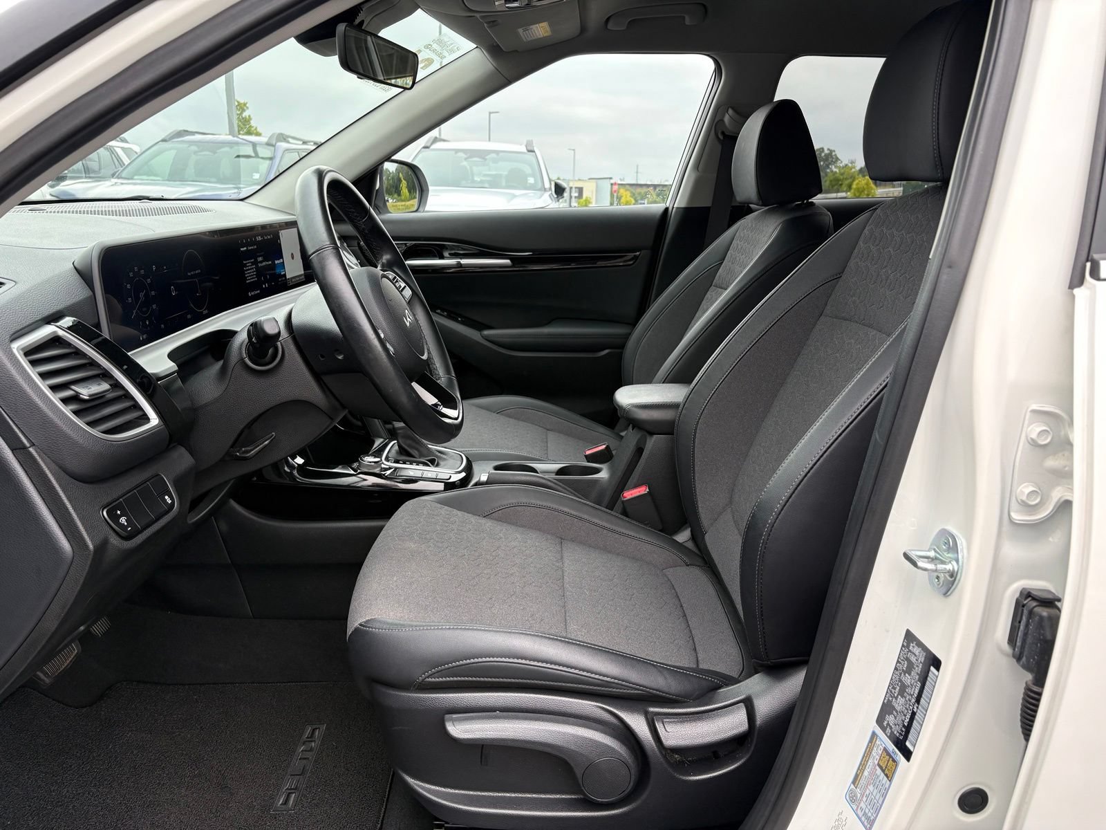 Used 2024 Kia Seltos X-Line AWD/4WD image 26