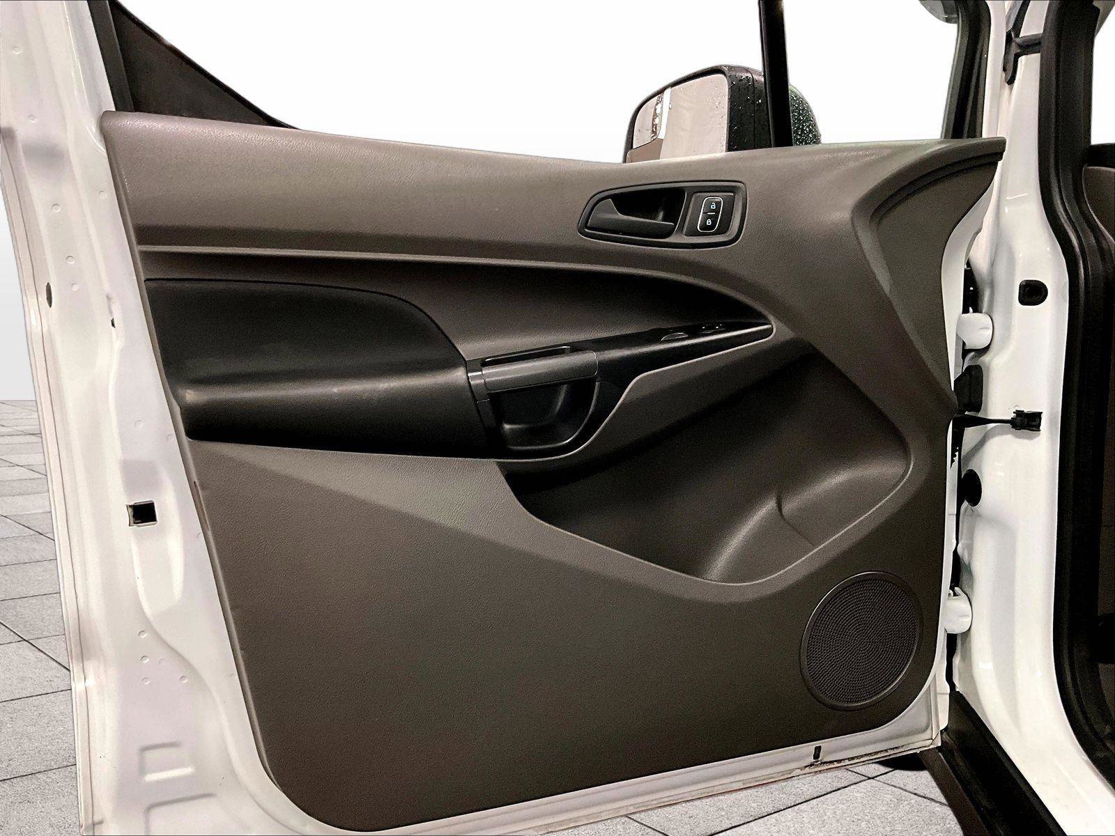 Used 2020 Ford Transit Connect XL FWD image 22