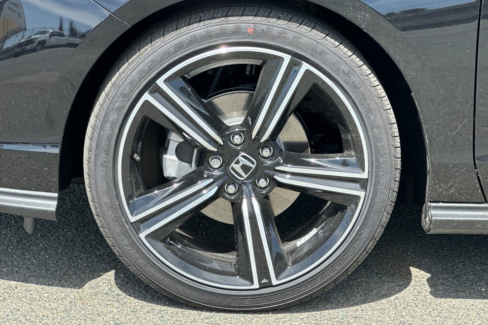New 2026 Honda Accord SE image 32