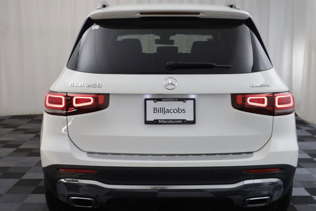 Used 2021 Mercedes-Benz GLB 250 4MATIC image 16