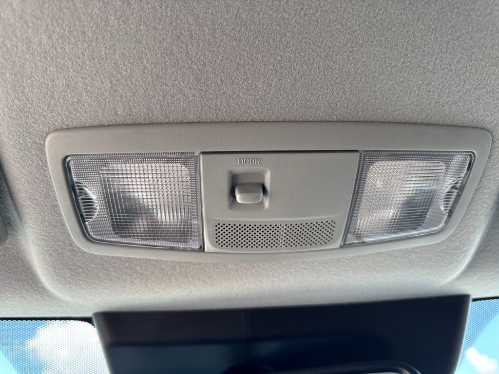 New 2027 Mitsubishi Outlander Sport SE FWD image 16