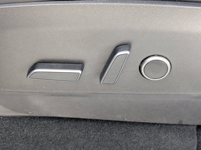 Used 2023 Tesla Model Y Long Range image 17