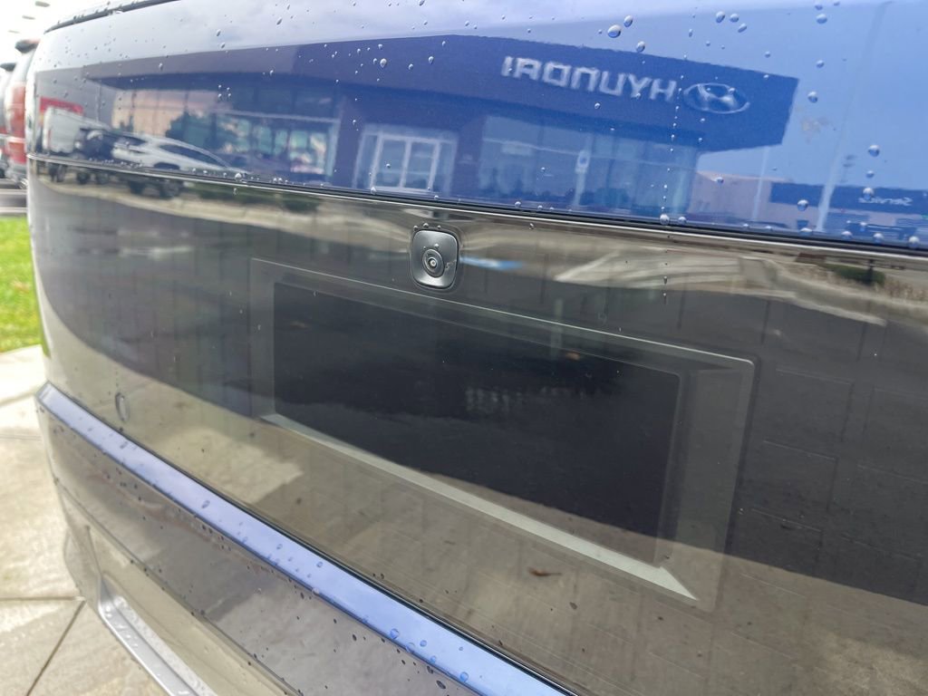 New 2026 Hyundai Ioniq 9 SEL image 9