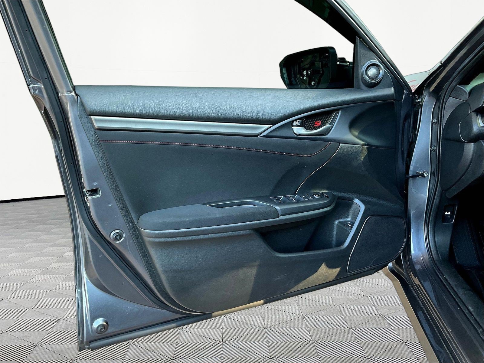 Used 2020 Honda Civic Si image 18