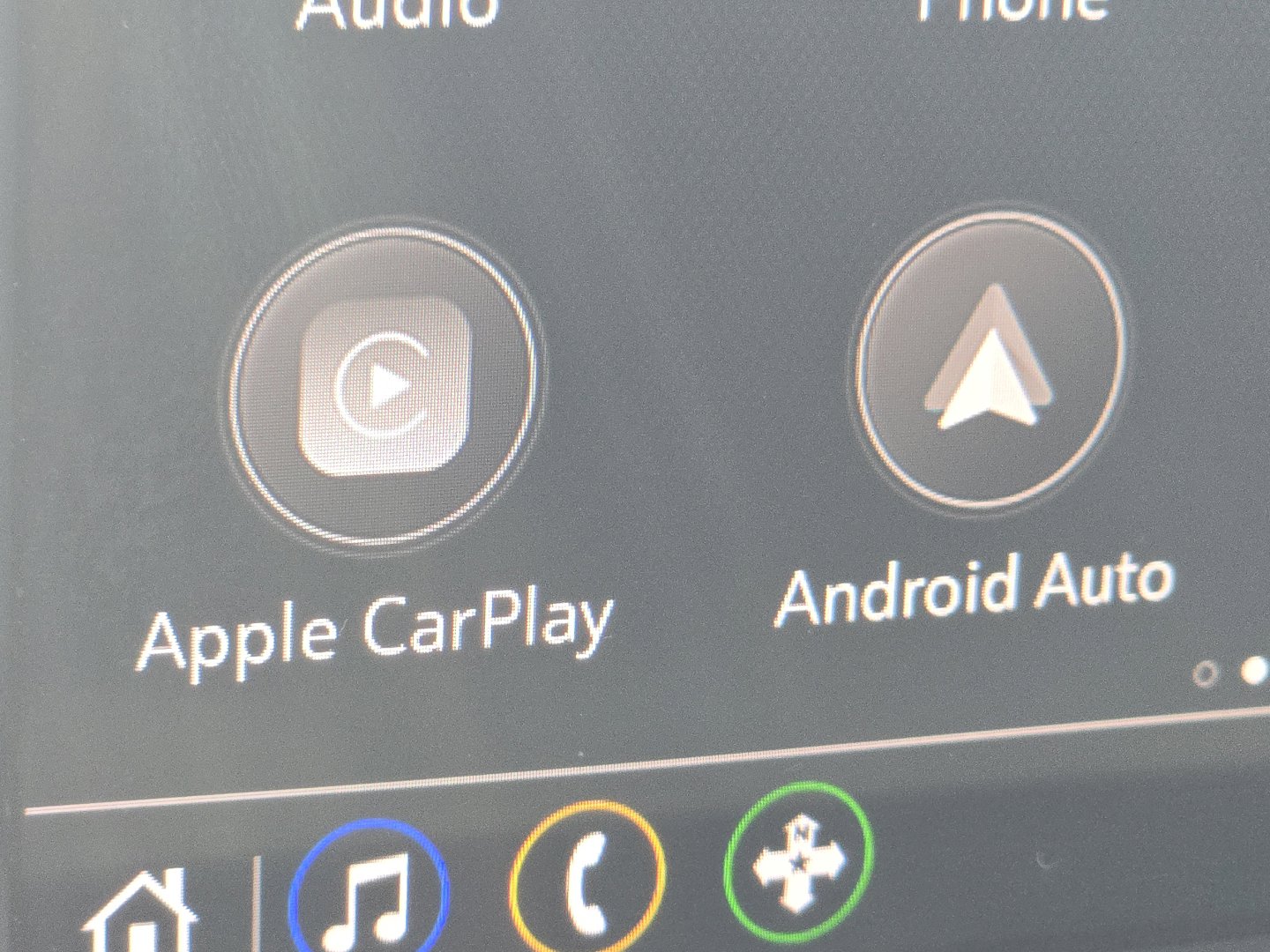 Used 2022 GMC Terrain SLE w/ Driver Convenience Package image 3