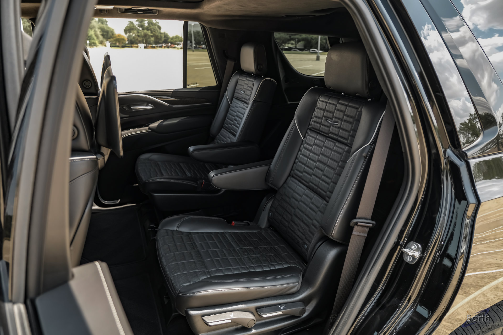 Used 2023 Cadillac Escalade Sport Platinum AWD/4WD image 85