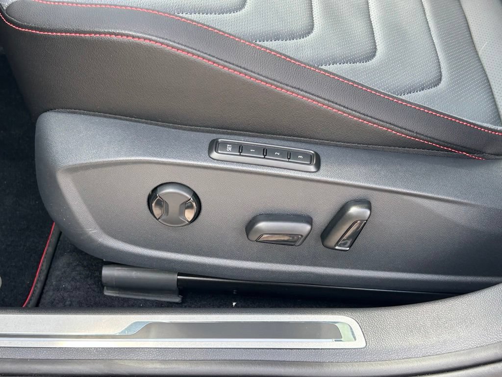 New 2026 Volkswagen Jetta GLI Autobahn FWD image 21