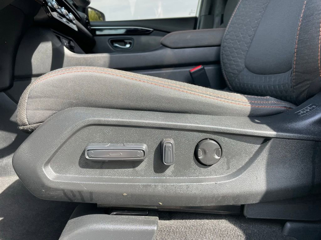 Certified 2025 Honda Pilot Sport image 24