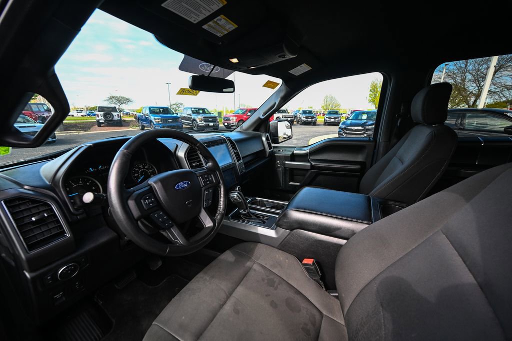 Used 2018 Ford F150 XLT w/ Equipment Group 302A Luxury AWD/4WD image 17