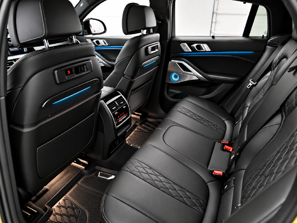 Used 2020 BMW X6 M50i w/ Executive Package AWD/4WD image 27