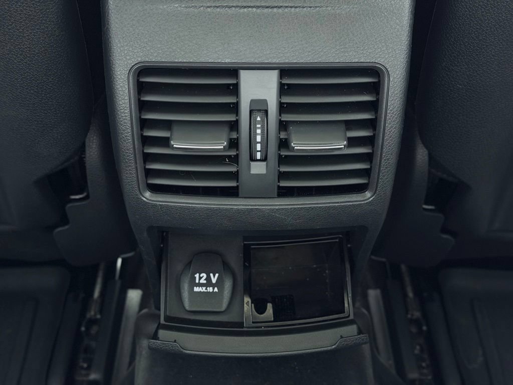 Used 2018 Mercedes-Benz CLA 250 4MATIC image 23